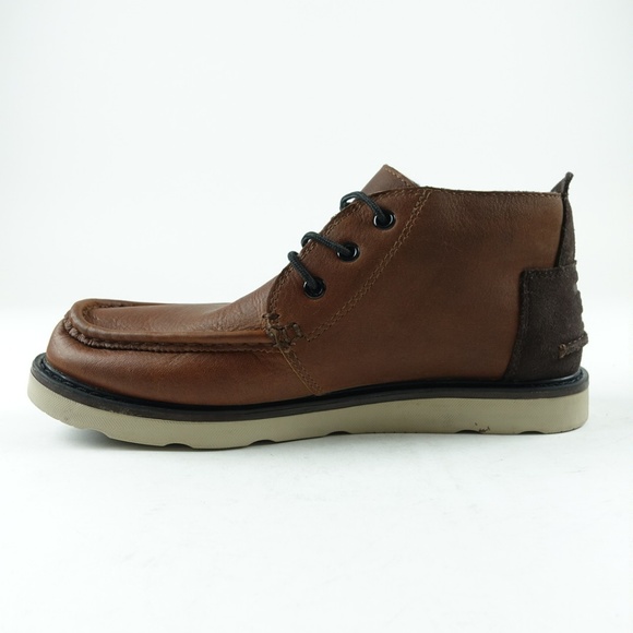 TOMS Men\'s Waterproof Leather Chukka Boots R1S1 main image 4